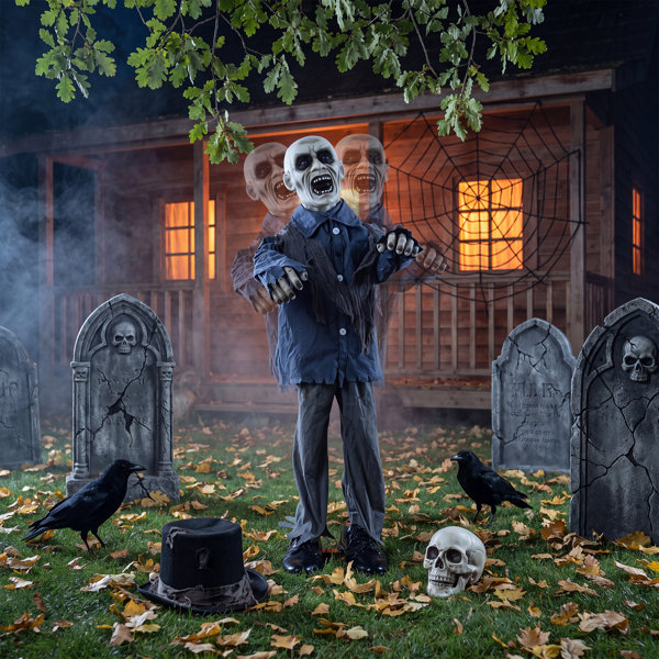 Outdoor Halloween decorations